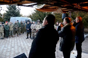 Благовість серед воїнів АТО несли священики співочого тріо «Новий Час»